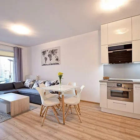 Solna Apartament 11 Apartman *