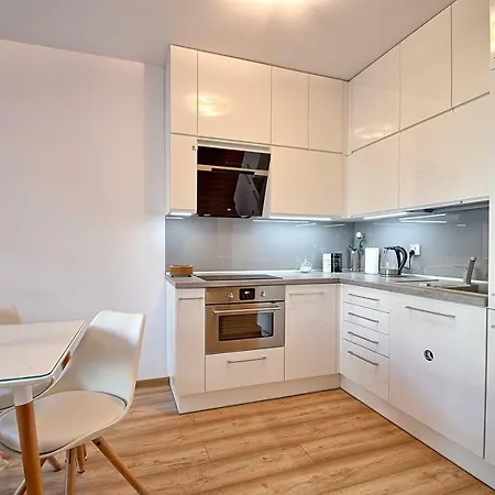 Apartman Solna Apartament 11 *